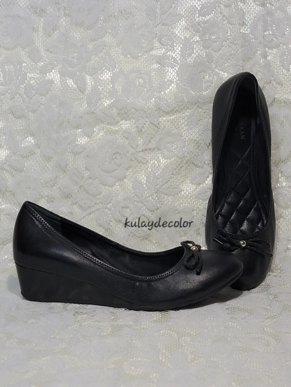 Cole Haan Black Leather Women's Tali Grand Lace Bow Wedges Pump Size 8 B Quilted